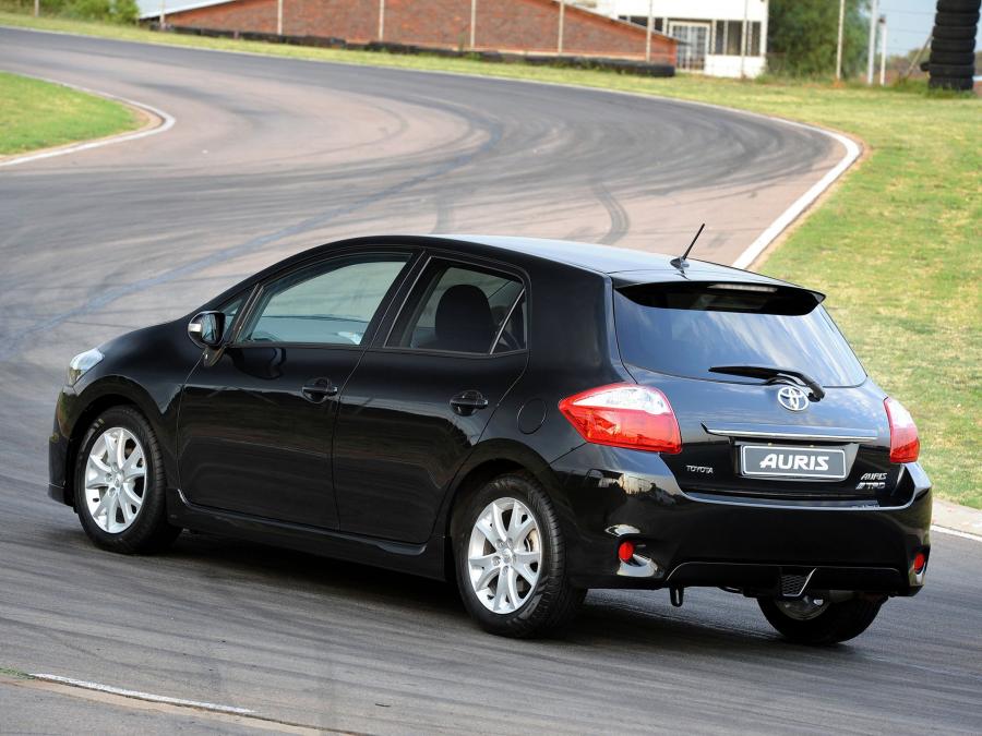  Toyota Auris 5-Door by TRD 2011 года  (ZA) (фото 9 из 18)
